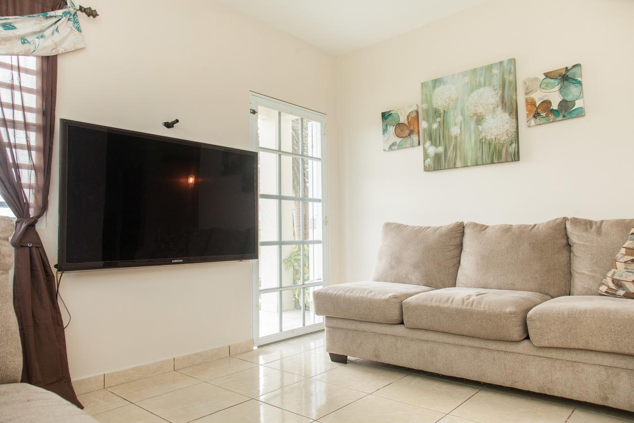 فيلا Arenales Vacational House إيزابيلا المظهر الخارجي الصورة